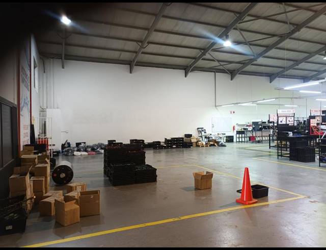 INDUSTRIAL PROPERTY TO RENT IN ROUTE 21 BUSINESS PARK